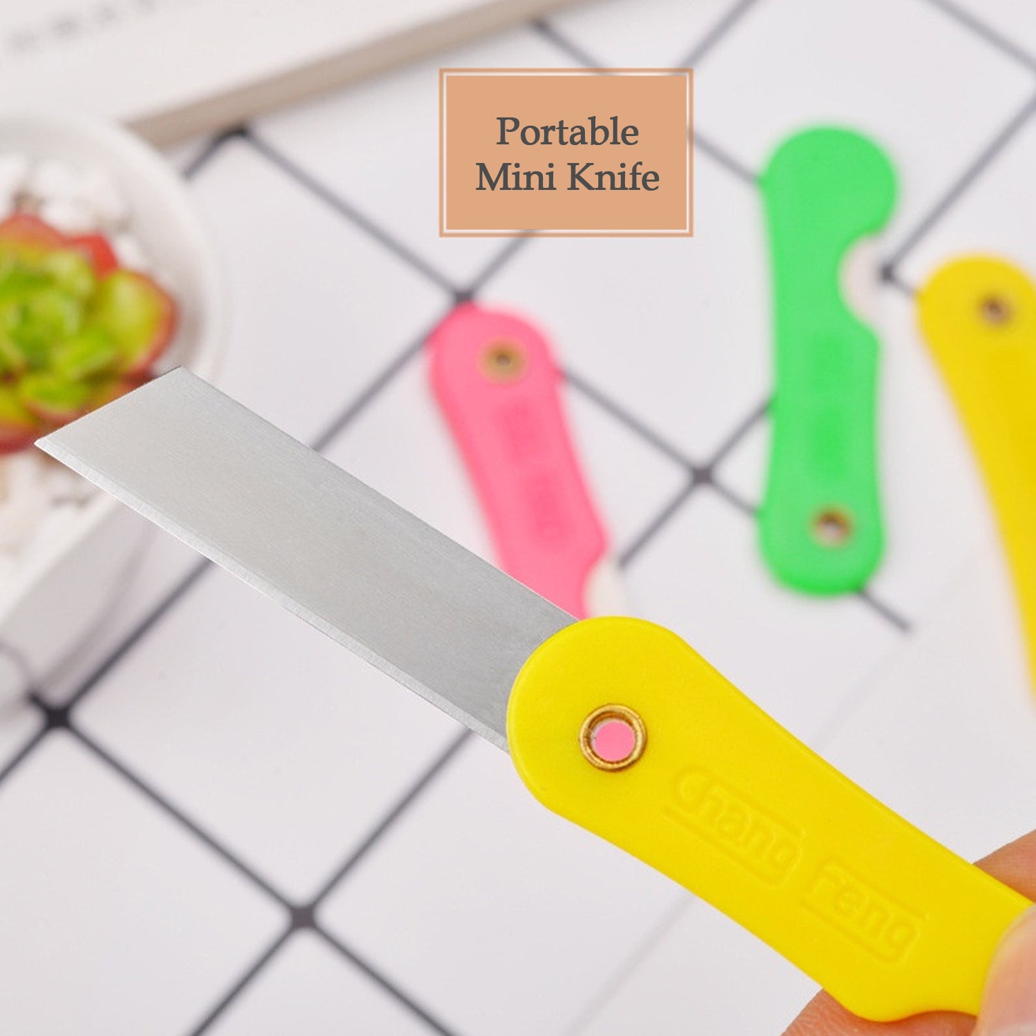 Multicolour Mini Paper Cutter Knife Pencil Knife (Pack of 12) Multicolour Mini Paper Cutter Knife Pencil Knife (Pack of 12)